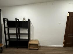 Crane Road (D15), Terrace #549137261